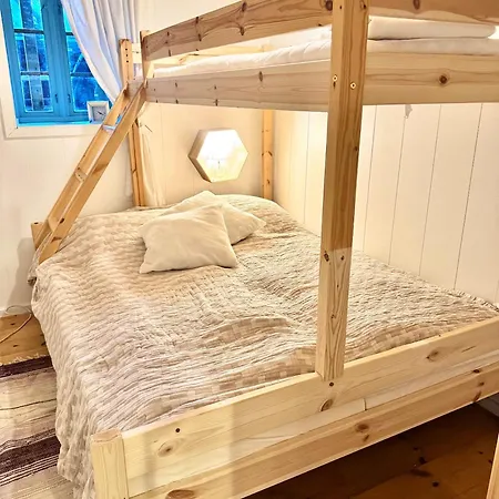 Vikja-A Cozy Little Apartment Near Lake Jolster And The Mountains * Vassenden